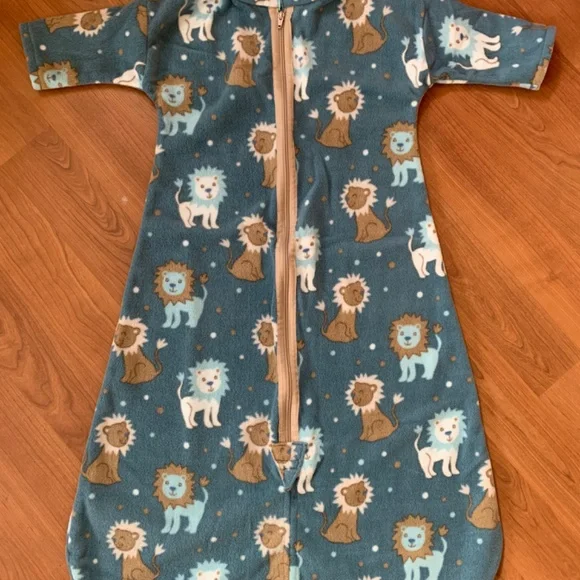 Large Assorted Baby Bundle - Many New, Some Used - Picture 9 of 16